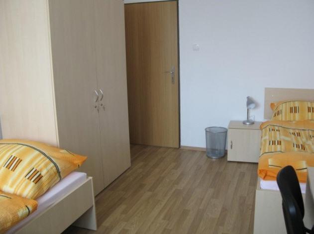 Uninova Hostel Bratislava Room photo